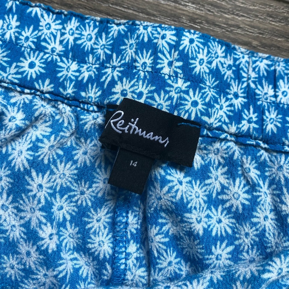 Reitmans 100% Viscose Floral Skort | Size 14 - Picture 4 of 8